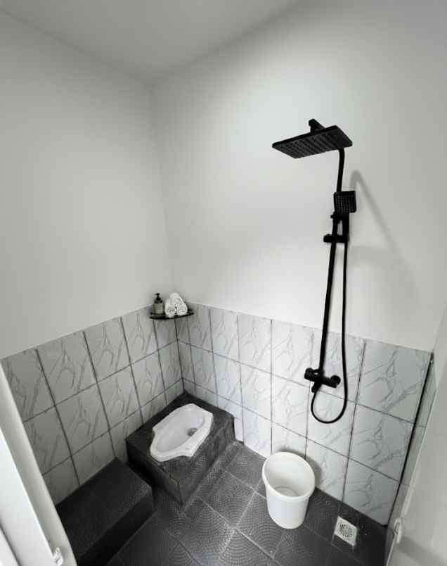 dijual rumah jl cisoka megu cempaka kec