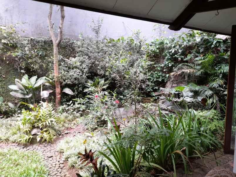 dijual rumah jl damai kavling dpr ciganjur