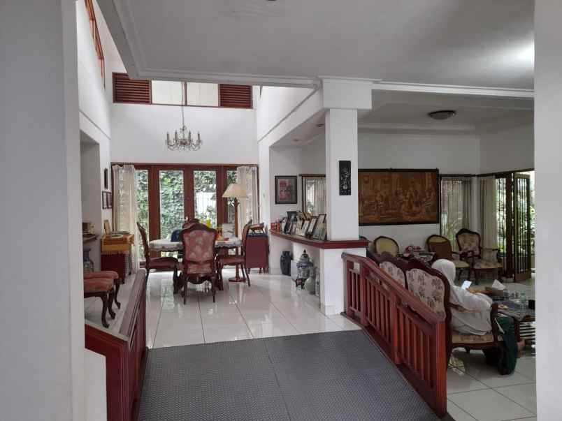 dijual rumah jl damai kavling dpr ciganjur