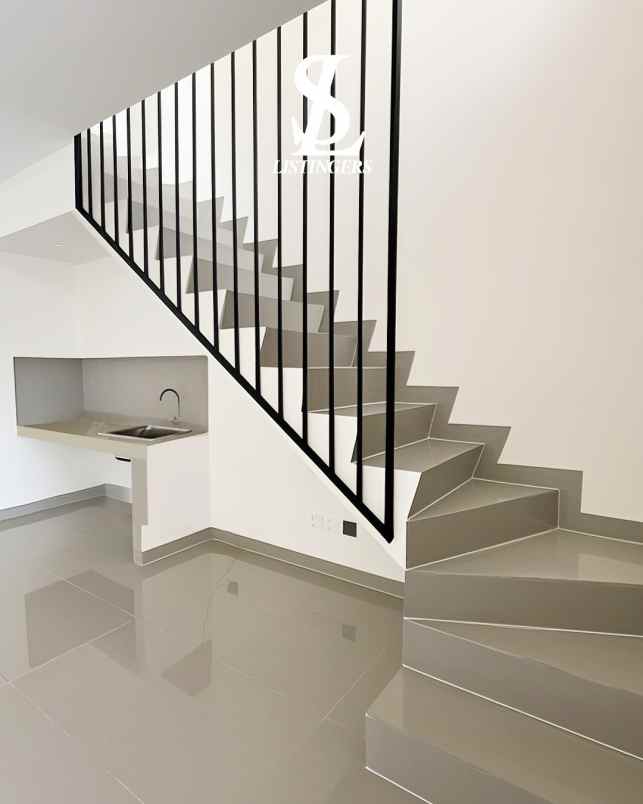 dijual rumah jl garuda raya jurang