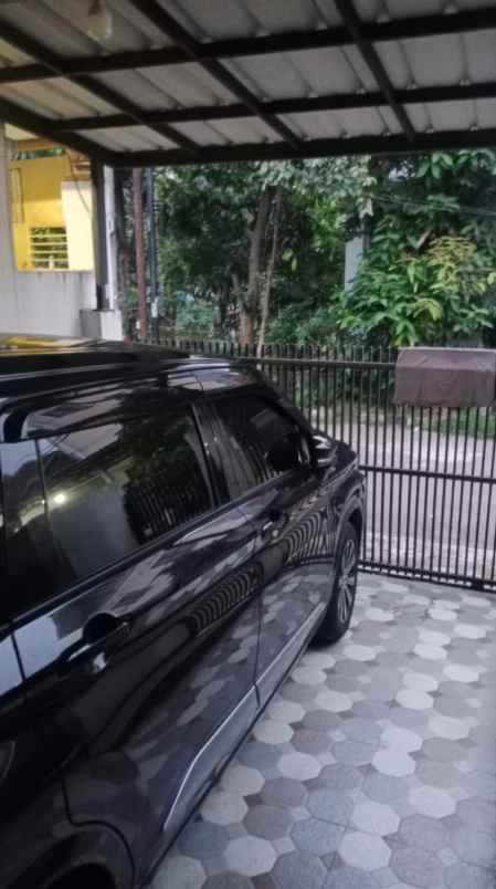 dijual rumah jl griya melati mas