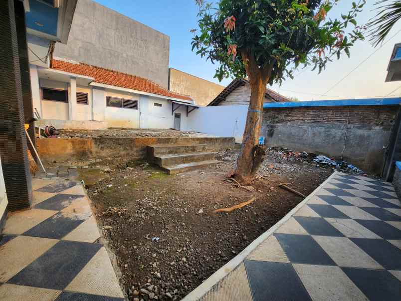 dijual rumah jl hanoman