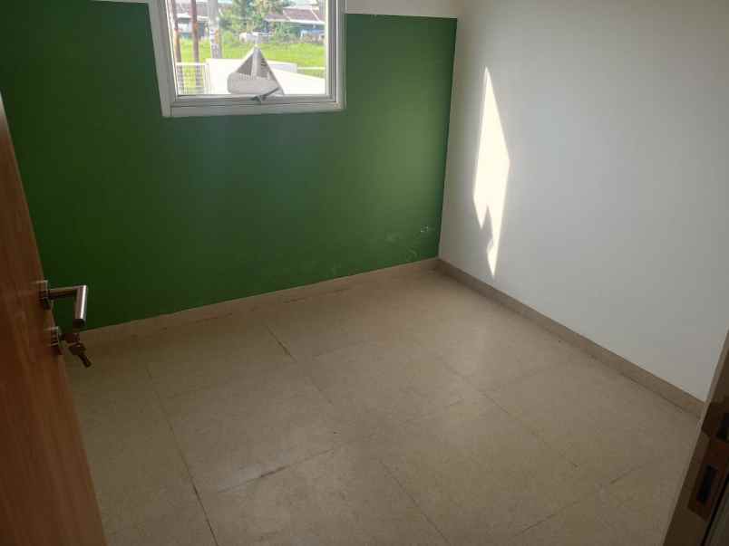 dijual rumah jl jelegong rancaekek bandung