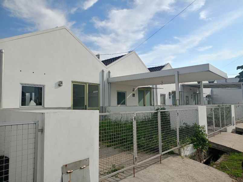 dijual rumah jl jelegong rancaekek bandung