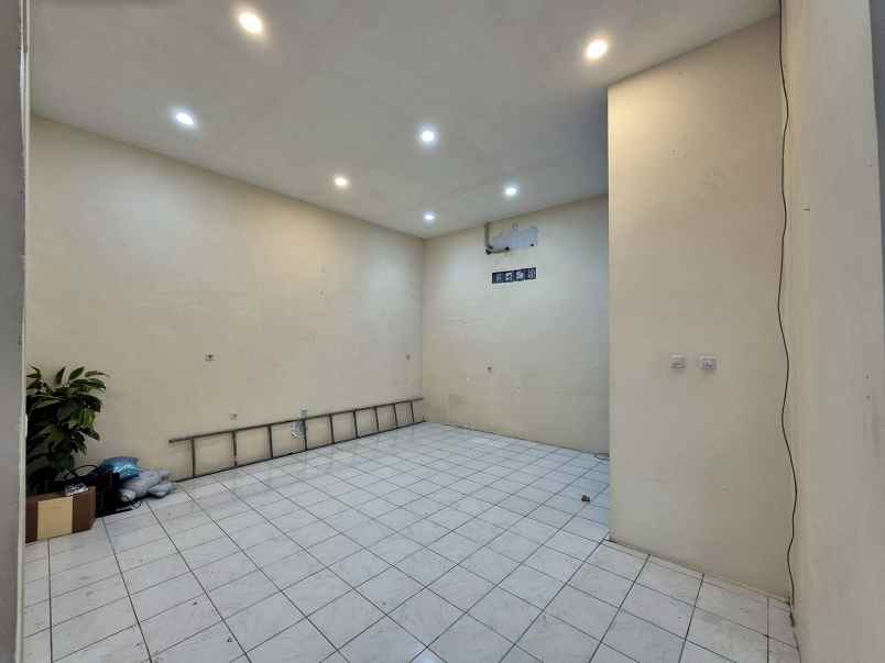 dijual rumah jl jupiter margahayu raya