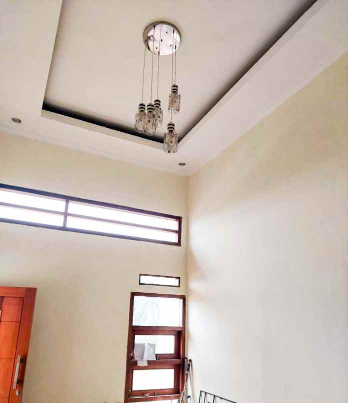 dijual rumah jl kalisuren tajurhalang