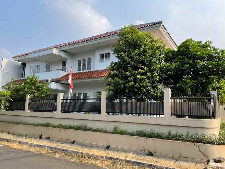 dijual rumah jl kav dki kembangan