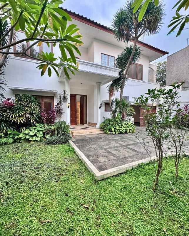 dijual rumah jl kemang dalam bangka kec