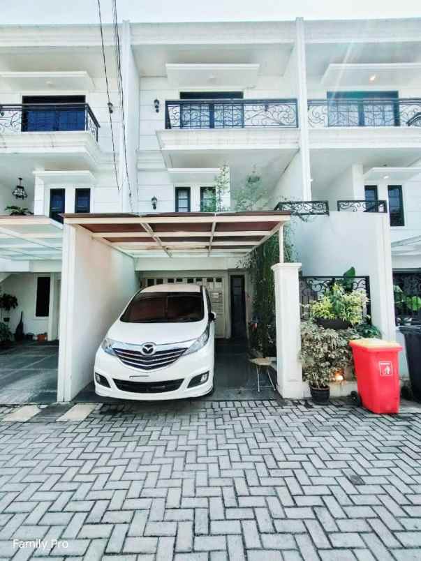 dijual rumah jl kesehatan veteran