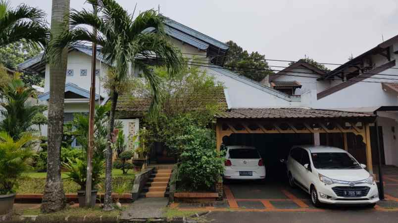 dijual rumah jl kutilang bintaro jaya