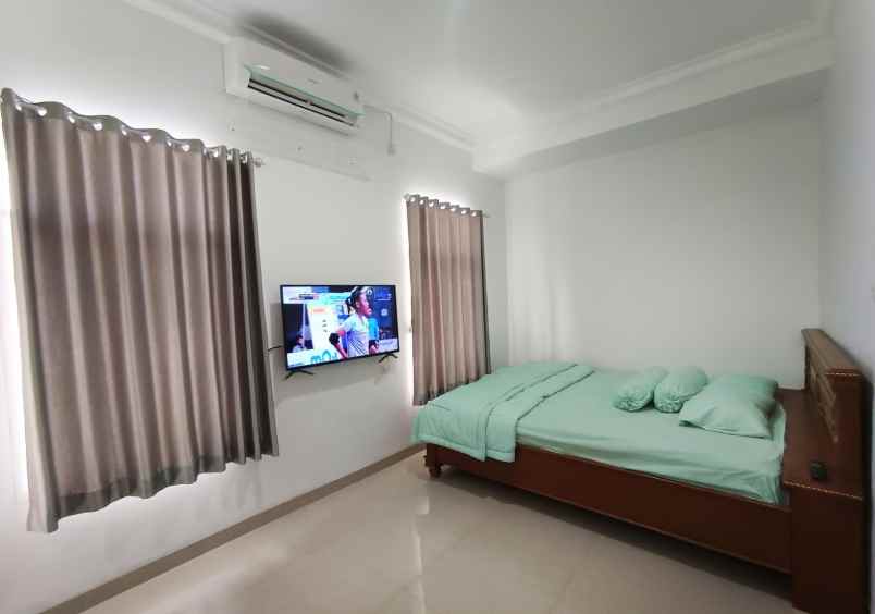 dijual rumah jl lingkar duren sawit