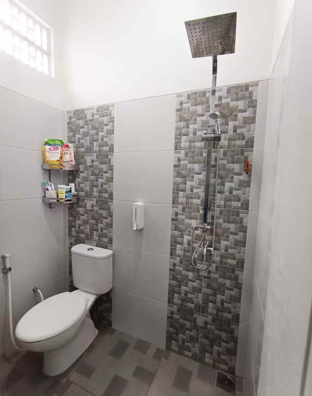 dijual rumah jl lingkar duren sawit