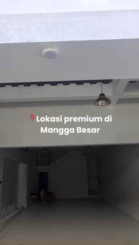 dijual rumah jl mangga besar 4q no 3