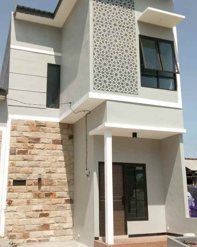 dijual rumah jl mangunkarso no 48 toyoresmi