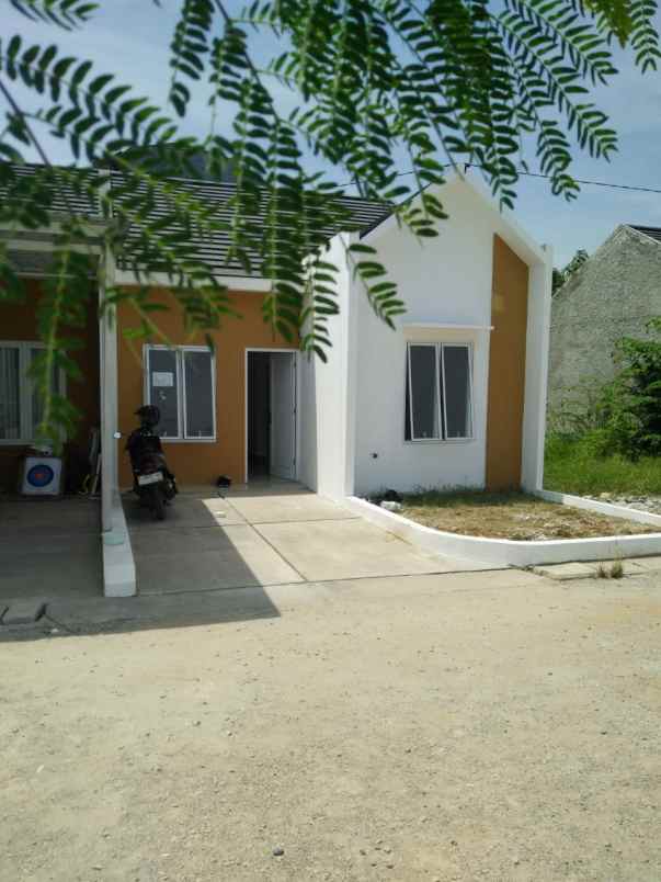 dijual rumah jl manunggal