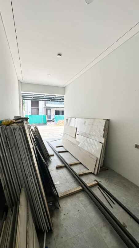 dijual rumah jl margasatwa cilandak