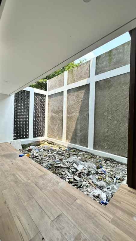 dijual rumah jl margasatwa cilandak