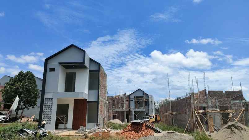 dijual rumah jl masjid buaran serpong