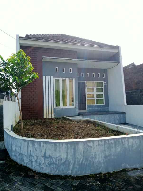 dijual rumah jl pahlawan