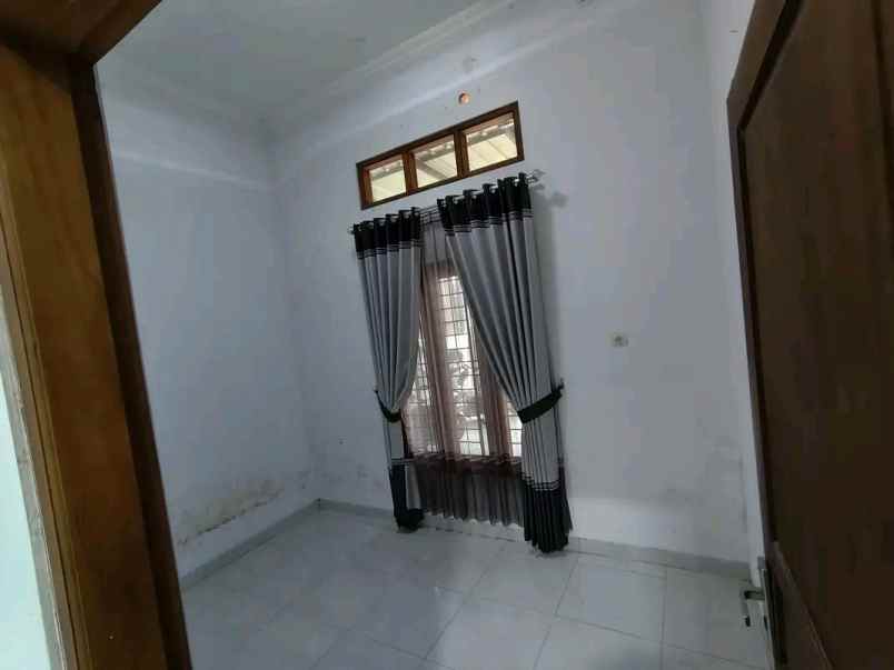 dijual rumah jl palagan km 11