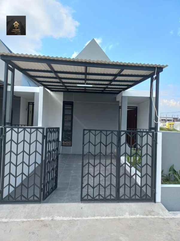 dijual rumah jl panyileukan