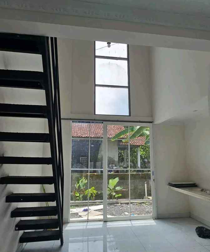 dijual rumah jl parangtritis km 16