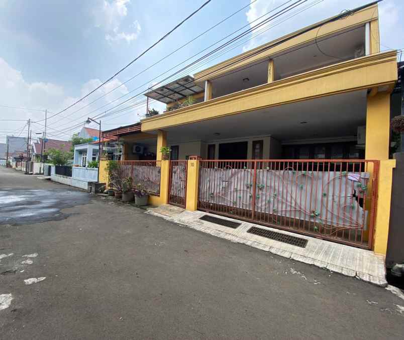 dijual rumah jl pembangunan 1 no 10