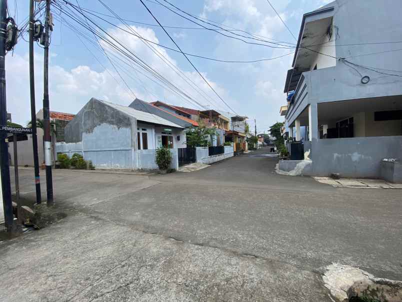 dijual rumah jl pembangunan 1 no 10