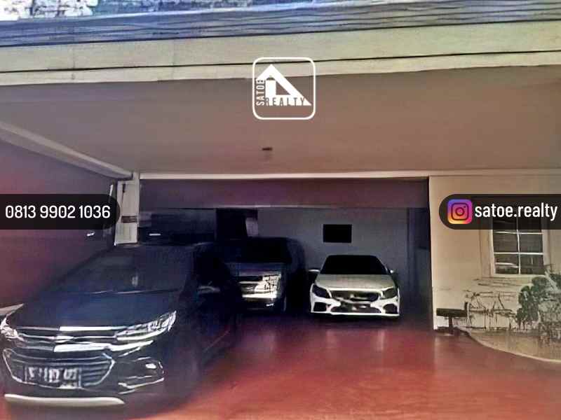 dijual rumah jl permata berlian grogol