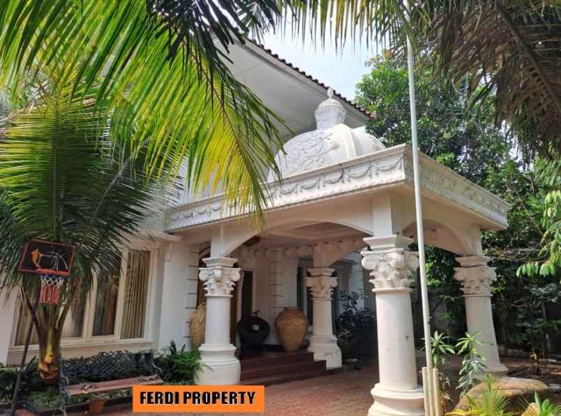 dijual rumah jl pertanian lebak bulus