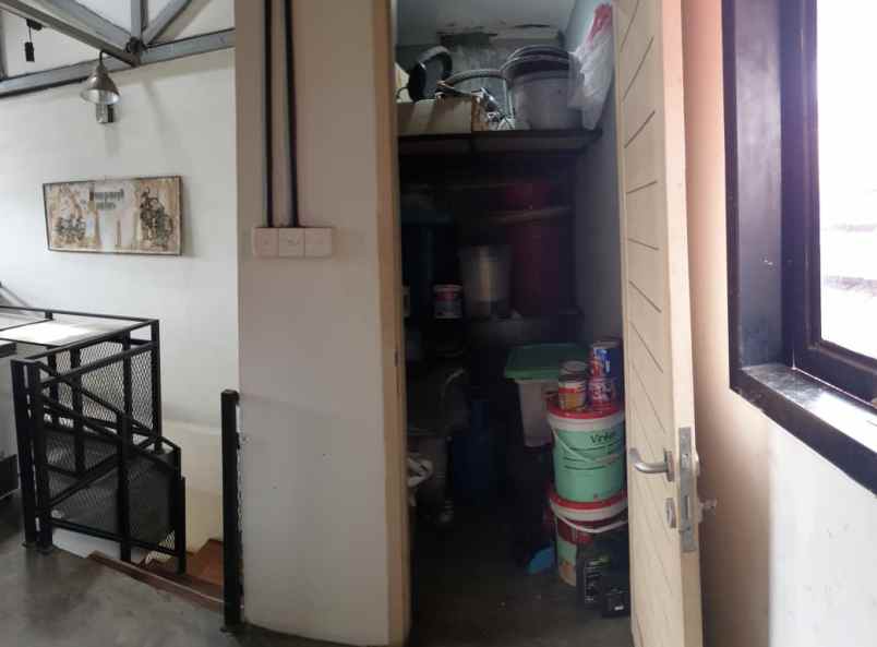 dijual rumah jl puri dago arcamanik