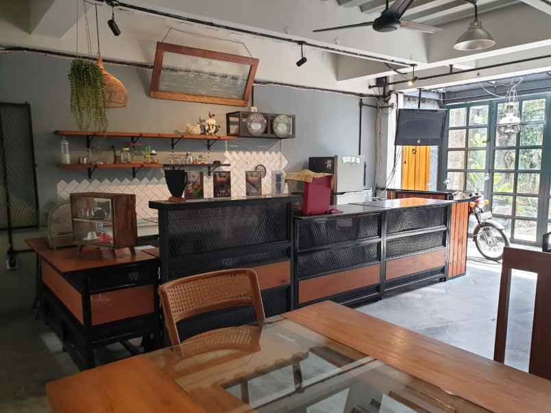 dijual rumah jl puri dago arcamanik