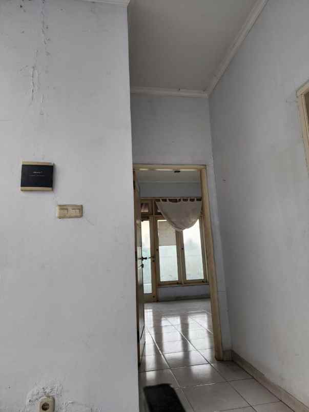 dijual rumah jl radar auri cibubur