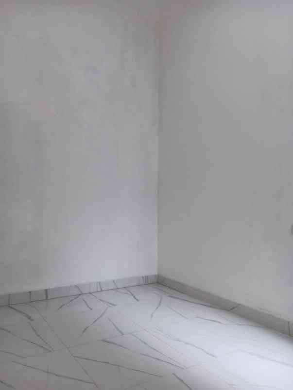 dijual rumah jl raya caman jatibening