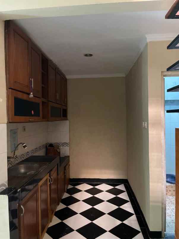 dijual rumah jl saluyu indah riung