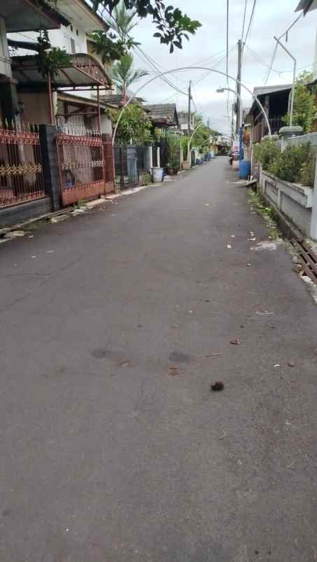 dijual rumah jl saluyu indah riung