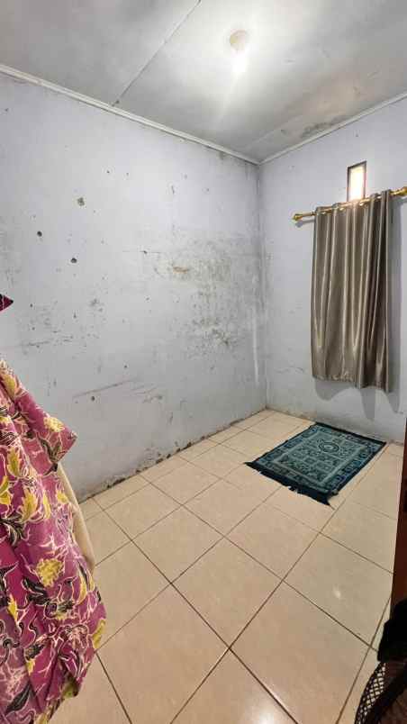 dijual rumah jl sengon raya