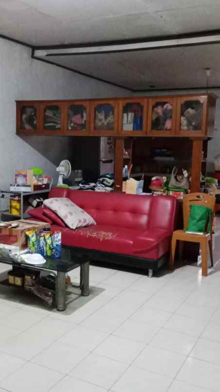 dijual rumah jl sulawesi kepatihan no 8