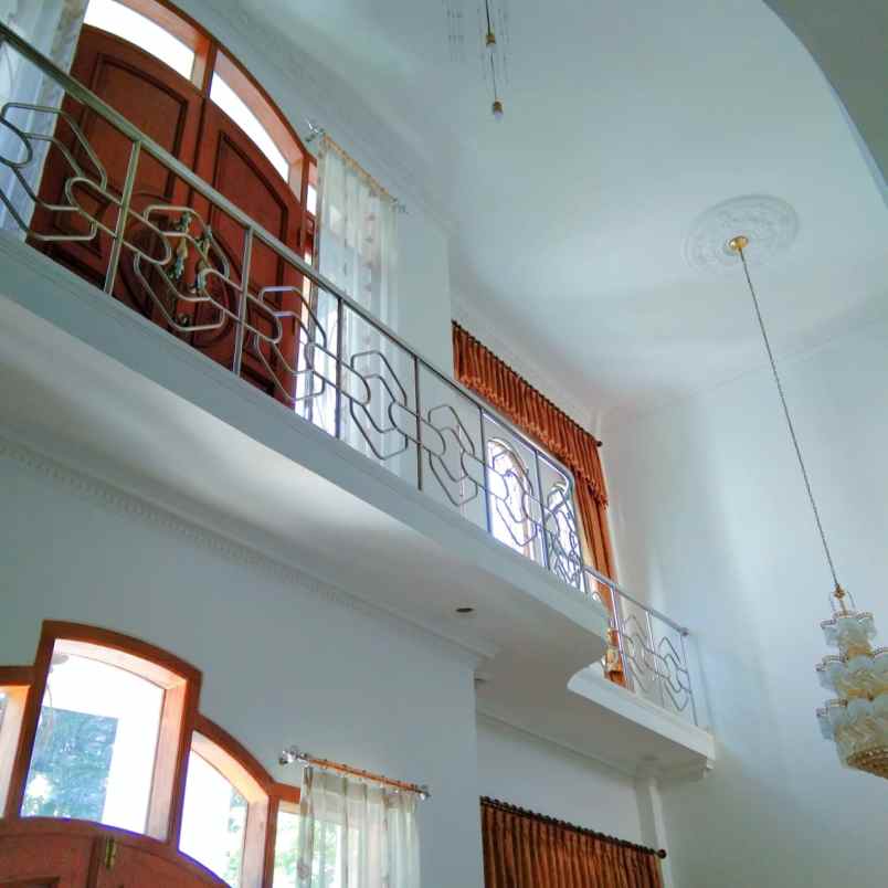 dijual rumah jl sulawesi purwosari