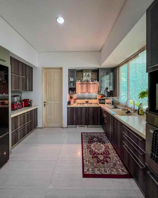 dijual rumah jl tirtayasa melawai