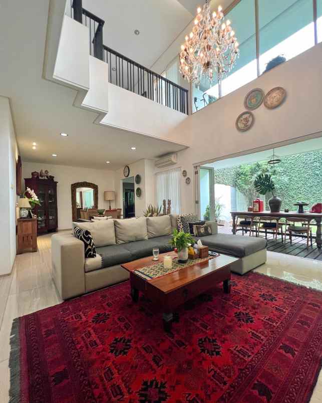 dijual rumah jl tirtayasa melawai