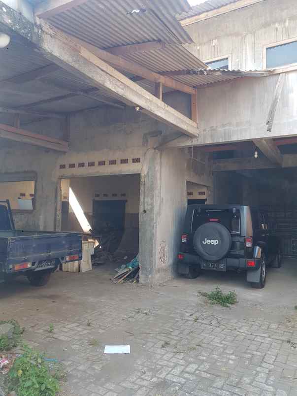 dijual rumah jl tlk pelabuhan ratu rt