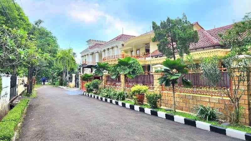 dijual rumah jl warung buncit pasar