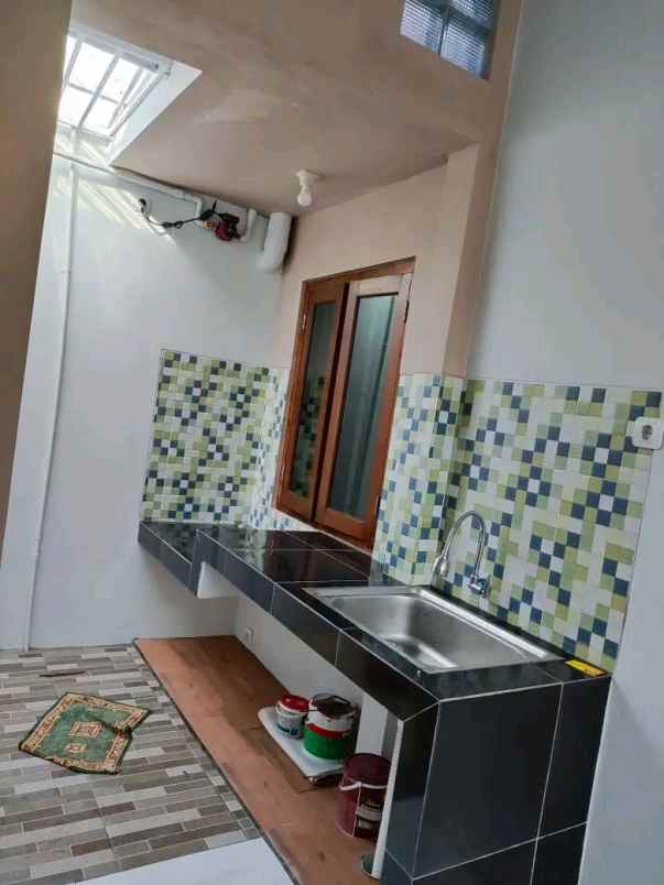 dijual rumah jl wates km 9