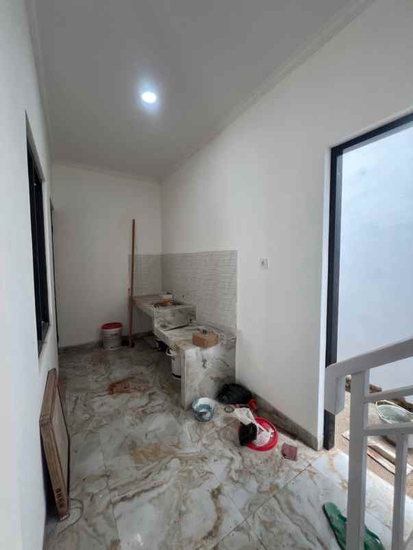 dijual rumah jl wibawa mukti jati asih