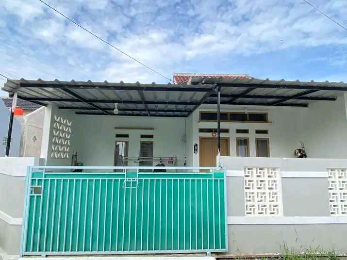 dijual rumah jln jatimekar paniisan rt