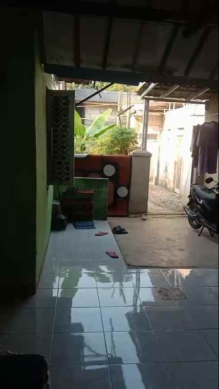 dijual rumah kadumangu