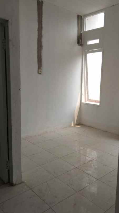 dijual rumah kahuripan