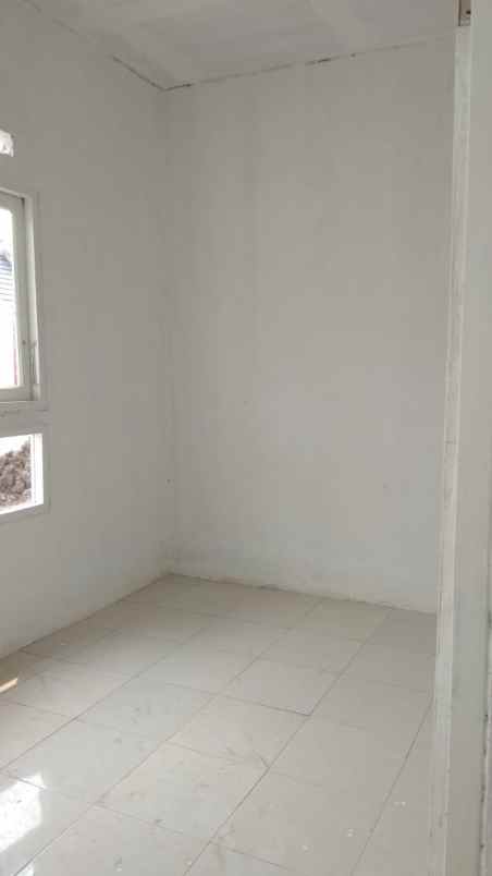 dijual rumah kahuripan