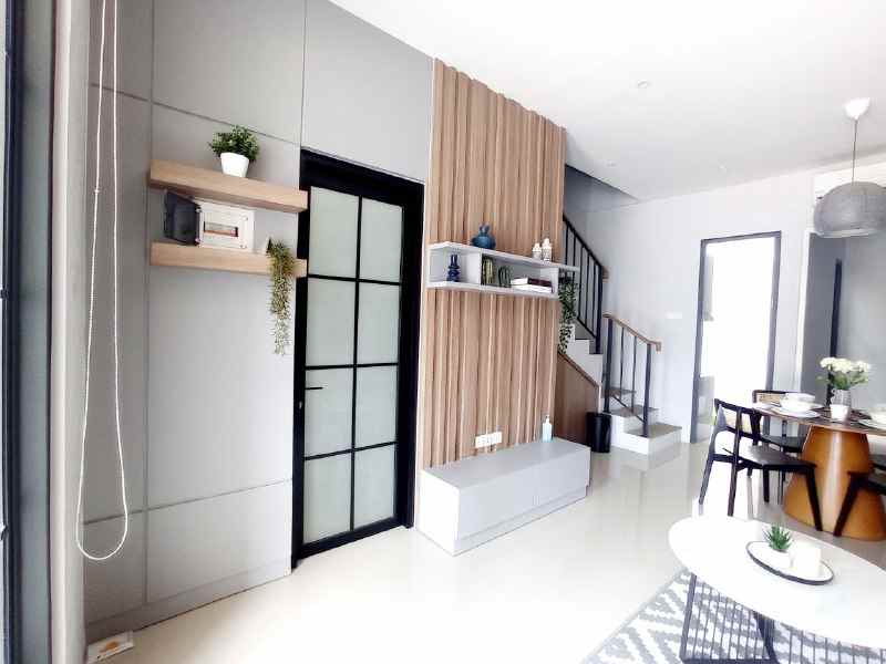 dijual rumah kali rungkut